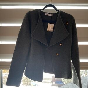 Zara Charcoal Gray Cropped Double-Breasted Blazer Jacket – Gold Buttons